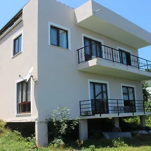 فيلة Berat House, ترابزون